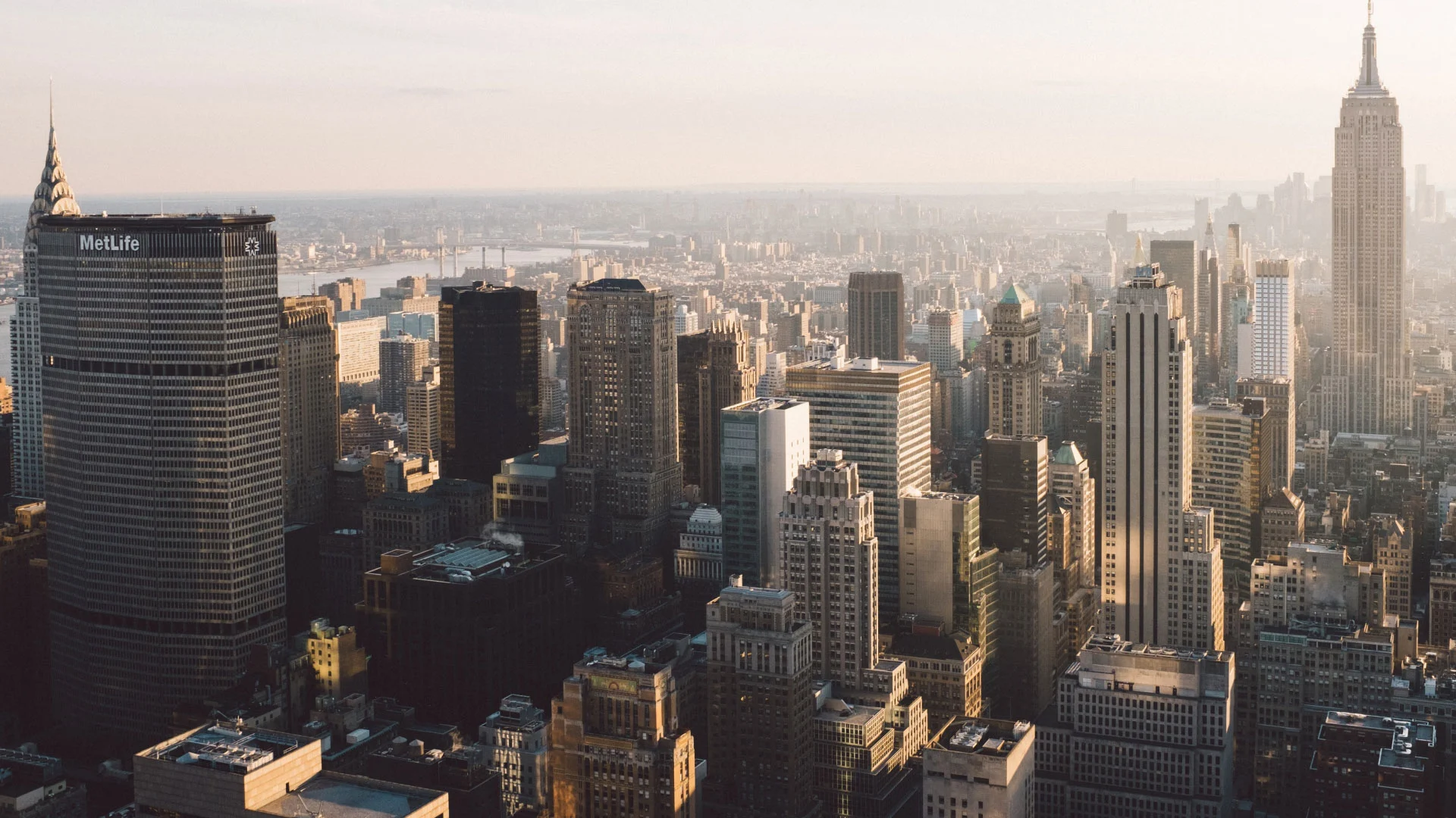 The result is healthier buildings and cities that
improve quality of life...